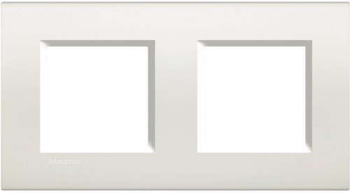 Рамка прямоугольная Legrand BTicino LivingLight 4 мод белый картинка